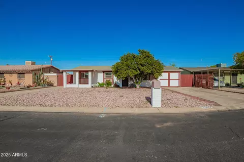 7320 W Cinnabar Ave, Peoria, AZ 85345
