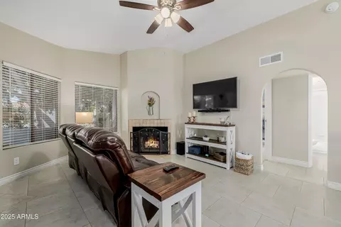 1800 W Elliot Rd #237, Chandler, AZ 85224