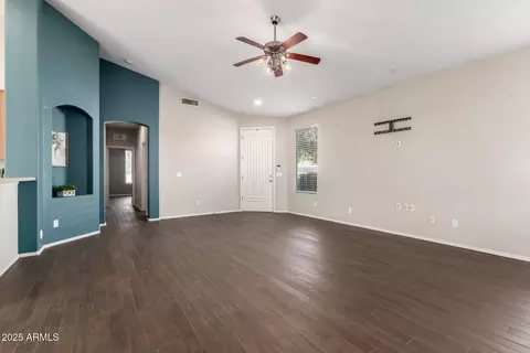 939 S Roca St, Gilbert, AZ 85296 photo 7