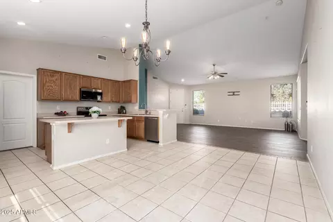 939 S Roca St, Gilbert, AZ 85296 photo 17