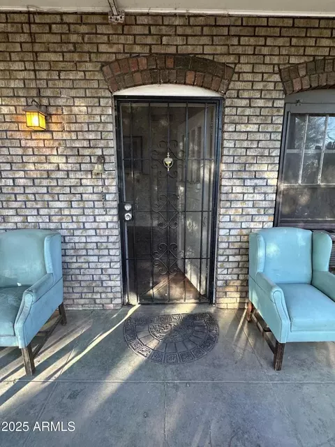 1008 N 24th St, Phoenix, AZ 85008