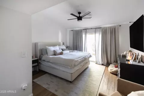 Bedroom - 2906 E Avenida Olivos --, Phoenix, AZ 85016 photo 1 of 5
