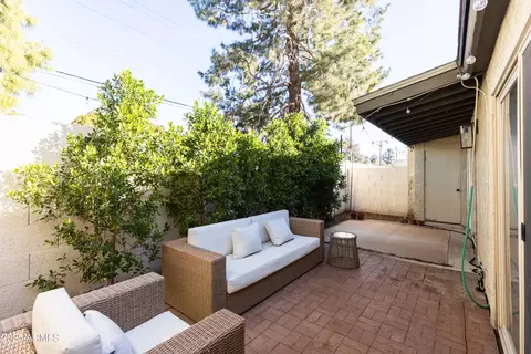 Exterior - 2906 E Avenida Olivos --, Phoenix, AZ 85016 photo 1 of 3