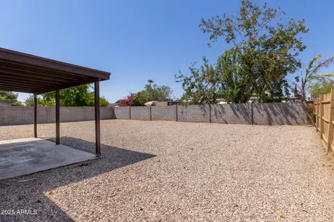 Exterior - 4344 E Michelle Dr, Phoenix, AZ 85032 photo 1 of 8