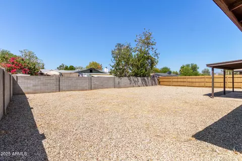 Exterior - 4344 E Michelle Dr, Phoenix, AZ 85032 photo 6 of 8