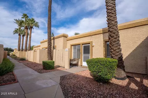 Exterior - 4750 N 14th St, Phoenix, AZ 85014 photo 7 of 7