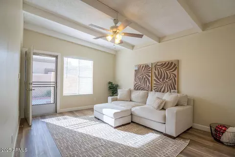 Living - 4750 N 14th St, Phoenix, AZ 85014 photo 1 of 1