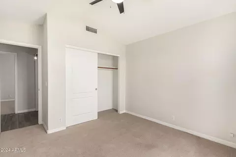 3334 N 42nd St, Phoenix, AZ 85018 photo 17