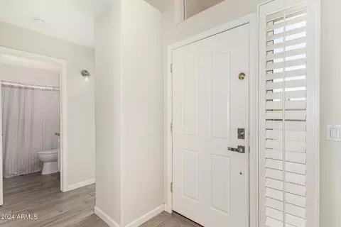 3334 N 42nd St, Phoenix, AZ 85018 photo 3