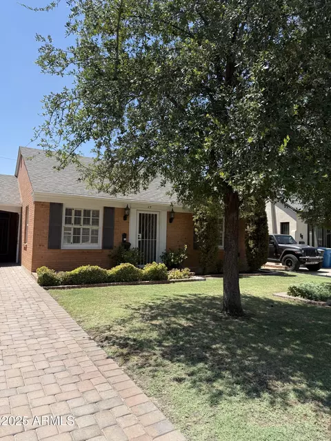 49 W Virginia Ave, Phoenix, AZ 85003