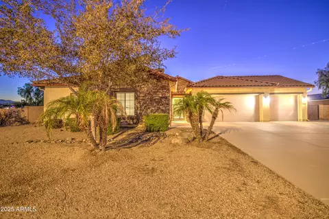 7124 S 67th Dr, Laveen, AZ 85339