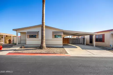 8601 N 103rd Ave #77, Peoria, AZ 85345