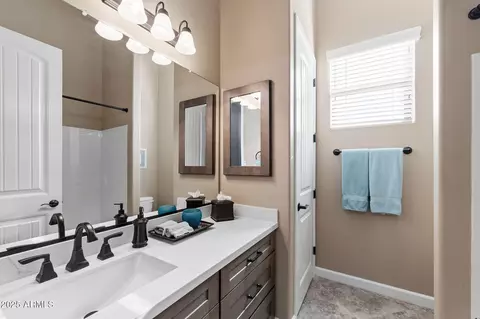 Bath - 8325 E Ingram St, Mesa, AZ 85207 photo 4 of 4