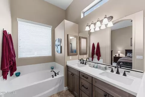 Bath - 8325 E Ingram St, Mesa, AZ 85207 photo 1 of 4