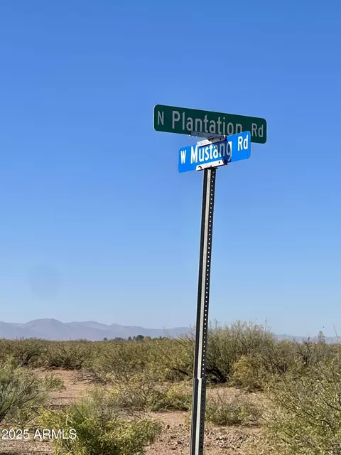 3983 N Plantation Rd #-, Douglas, AZ 85607