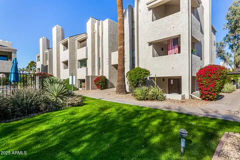7502 E Thomas Rd #110, Scottsdale, AZ 85251