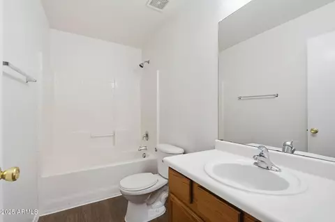 Bath - 3712 W Darrow St, Phoenix, AZ 85041 photo 1 of 2