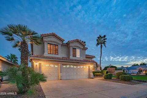5663 W Abraham Ln, Glendale, AZ 85308