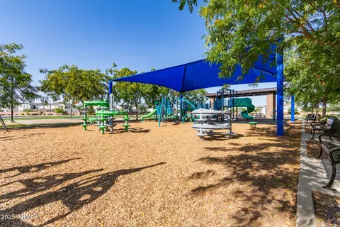 View/Area - 1501 E Rakestraw Ln, Gilbert, AZ 85298 photo 1 of 5