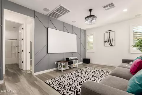Entry Way - 1501 E Rakestraw Ln, Gilbert, AZ 85298 photo 6 of 8