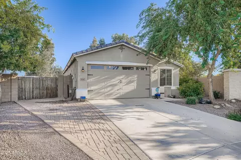35167 N Braeden Dr, San Tan Valley, AZ 85142