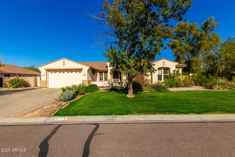 5210 W Pedro Ln, Laveen, AZ 85339