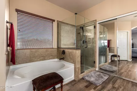 Bath - 3017 E Powell Way, Gilbert, AZ 85298 photo 2 of 4
