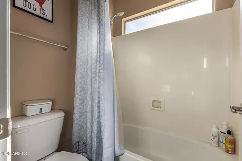 Bath - 3017 E Powell Way, Gilbert, AZ 85298 photo 4 of 4