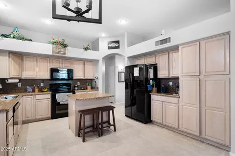 Kitchen - 3918 E San Pedro Ave, Gilbert, AZ 85234 photo 1 of 2