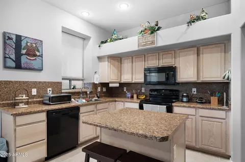Kitchen - 3918 E San Pedro Ave, Gilbert, AZ 85234 photo 2 of 2