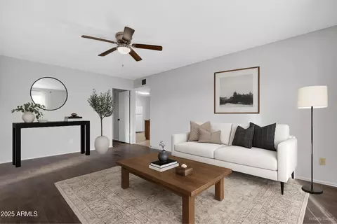 7649 W Mitchell Dr, Phoenix, AZ 85033