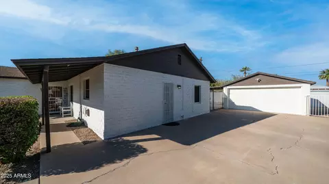1728 W Avalon Dr, Phoenix, AZ 85015 photo 21