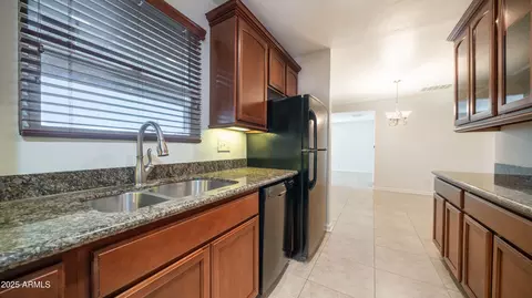 1728 W Avalon Dr, Phoenix, AZ 85015 photo 6