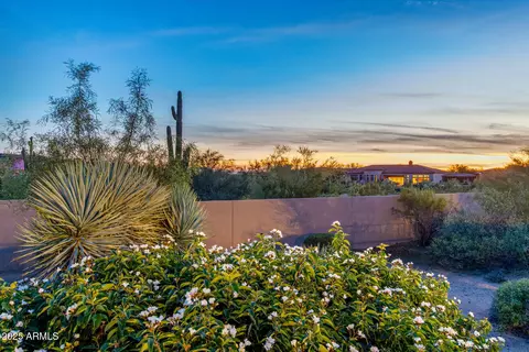 Exterior - 8751 E Menlo Cir, Mesa, AZ 85207 photo 6 of 10