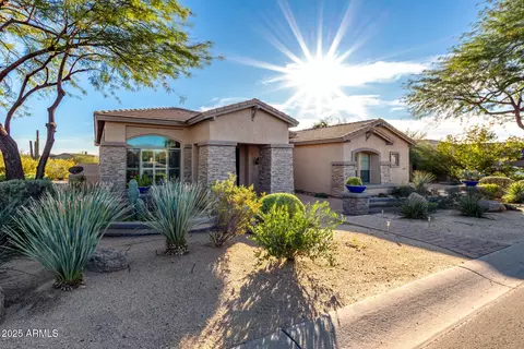 Exterior - 8751 E Menlo Cir, Mesa, AZ 85207 photo 2 of 10