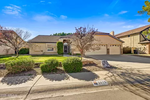 2015 E Bendix Dr, Tempe, AZ 85283 photo 2