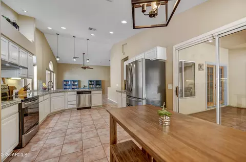 2015 E Bendix Dr, Tempe, AZ 85283 photo 12