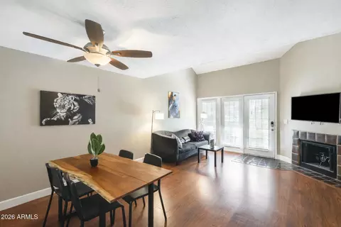 30 E Brown Rd #2040, Mesa, AZ 85201