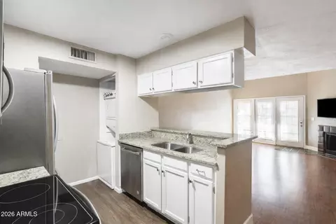 Kitchen - 30 E Brown Rd #2040, Mesa, AZ 85201 photo 2 of 3