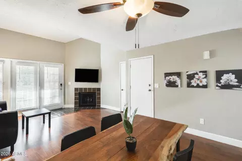 Dining - 30 E Brown Rd #2040, Mesa, AZ 85201 photo 1 of 2