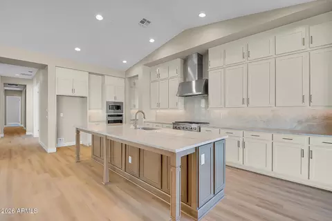 Kitchen - 9936 E Strobe Ave, Mesa, AZ 85212 photo 2 of 3