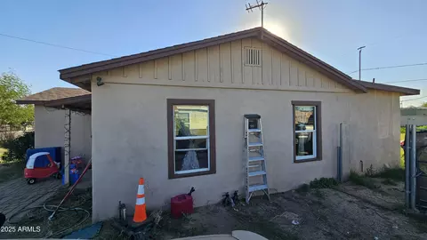 Exterior - 20 S 30th Ave, Phoenix, AZ 85009 photo 2 of 2