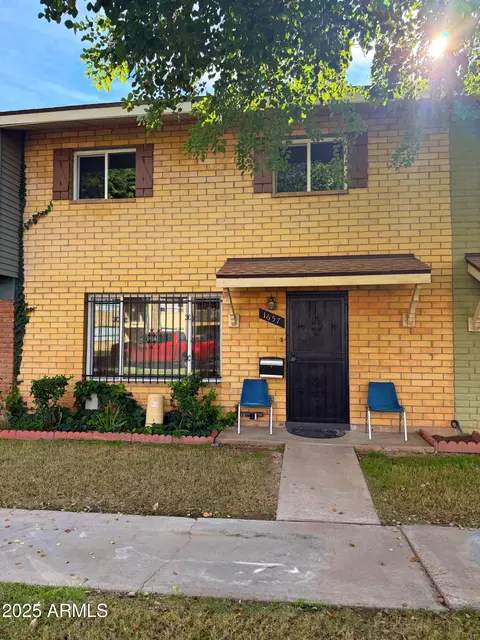 1657 W Hazelwood St, Phoenix, AZ 85015