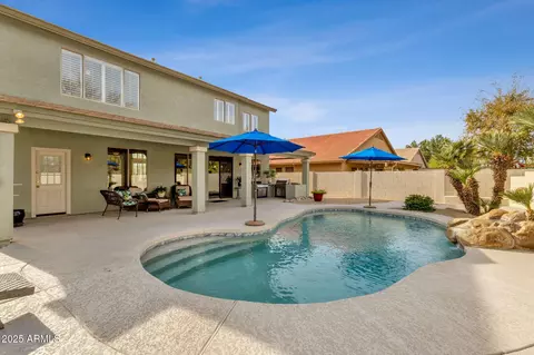 Exterior - 1678 E Rawhide St, Gilbert, AZ 85296 photo 5 of 10