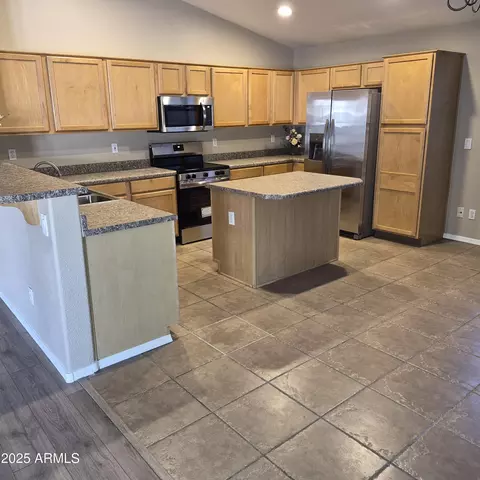Kitchen - 10848 E Catalina Ave, Mesa, AZ 85208 photo 1 of 4