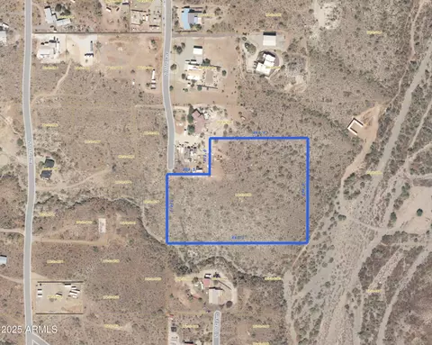 437 N Nn N 11th Ave #-, New River, AZ 85087