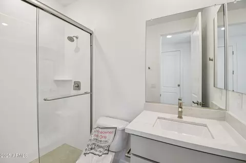 Bath - 10450 E Upton Ave, Mesa, AZ 85212 photo 1 of 4