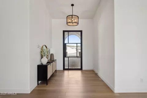 Entry Way - 576 E Tanglewood Trl, Phoenix, AZ 85085 photo 2 of 2