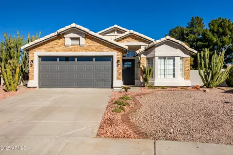6152 W Blackhawk Dr, Glendale, AZ 85308