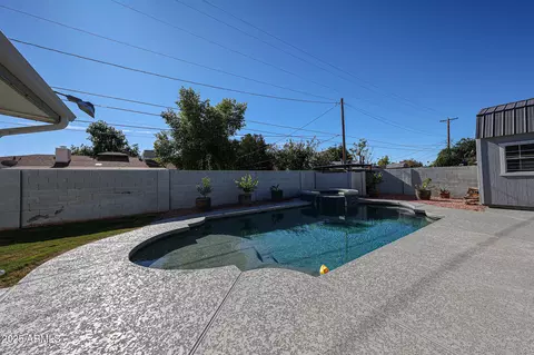 Exterior - 713 E 6th Pl, Mesa, AZ 85203 photo 2 of 11